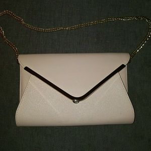 NWOT nude and gold clutch